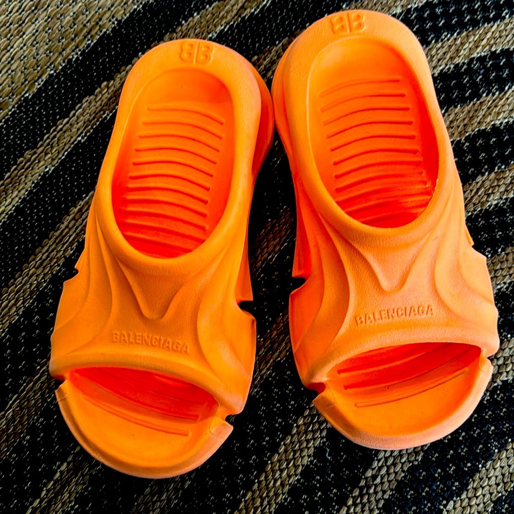 Balenciaga Slides